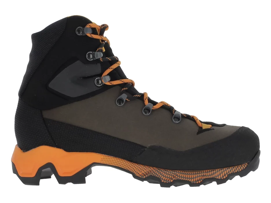 La-Sportiva-Aequilibrium-Trek-GTX-Bergschuhe-chocolate-papaya-0004.webp