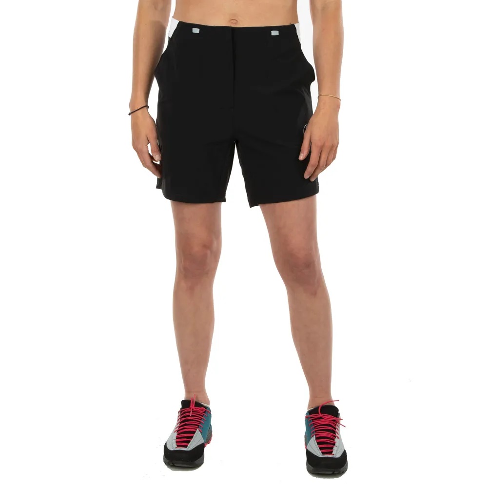 La Sportiva Guard Short W black kurze Wanderhose – Bild 3